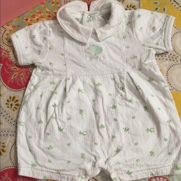 S🔴LD Vintage Spring Layettes - Picture 1 of 3